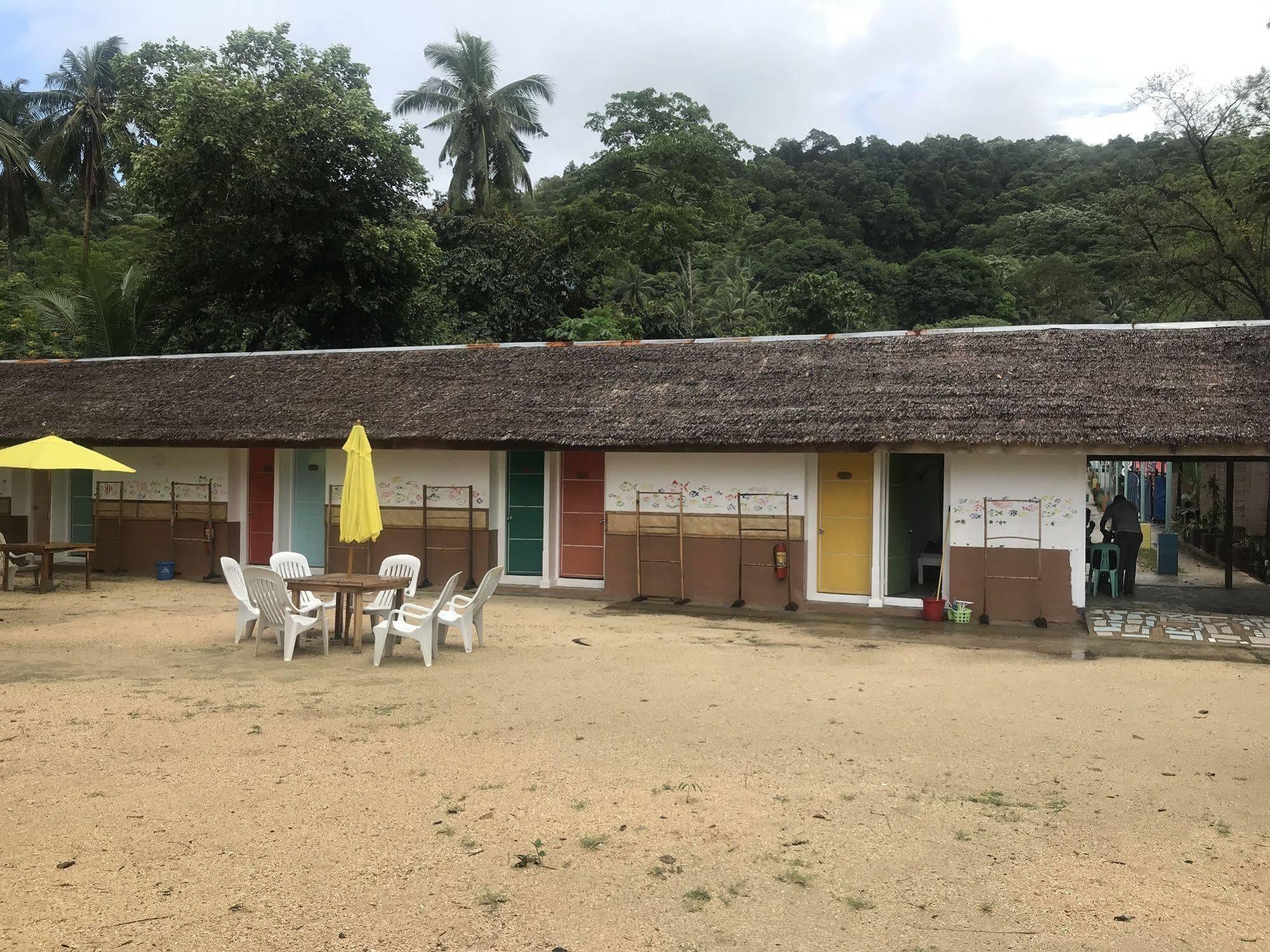 爱妮岛多米特尔斯旅舍旅舍 外观 照片
